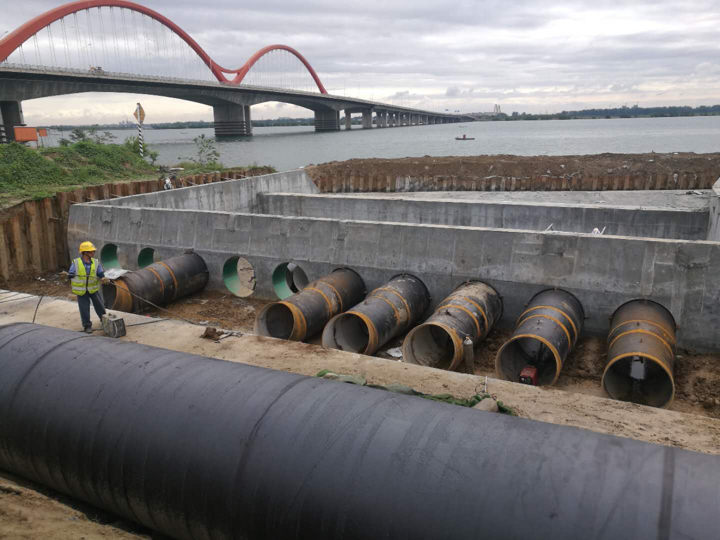 中铁六局饮水管道项目